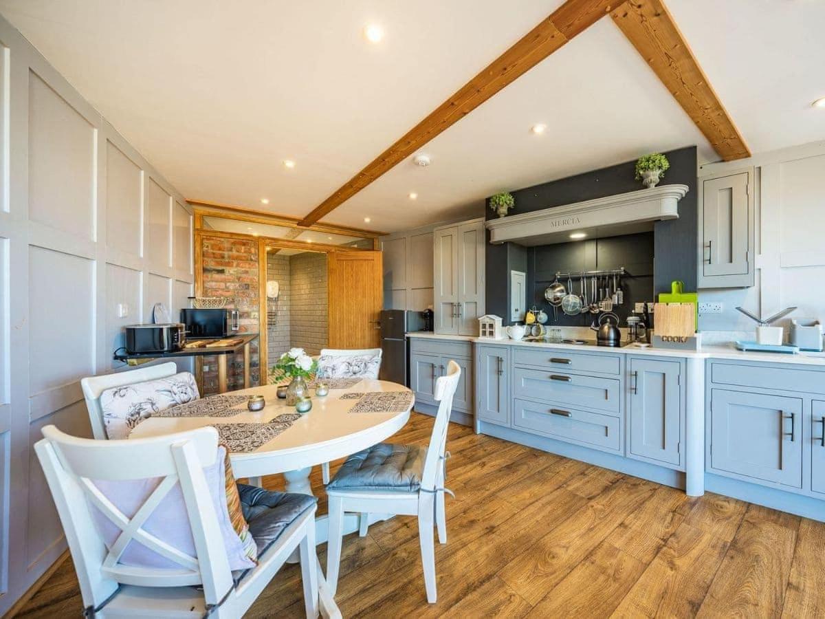 Riverview Lodge - Uk36550 Ashleworth ภายนอก รูปภาพ